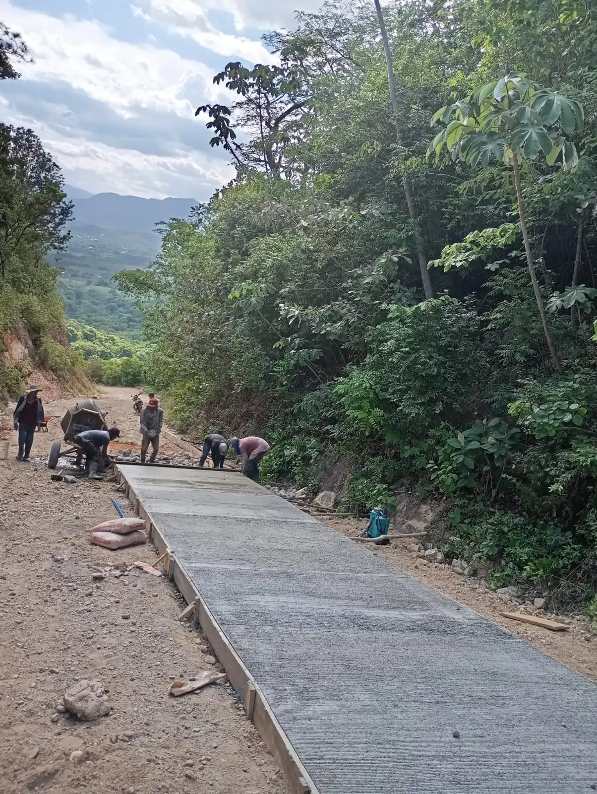 Pavimentación con concreto Siclópeo